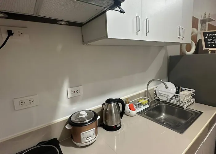Hotel Skylake Staycation